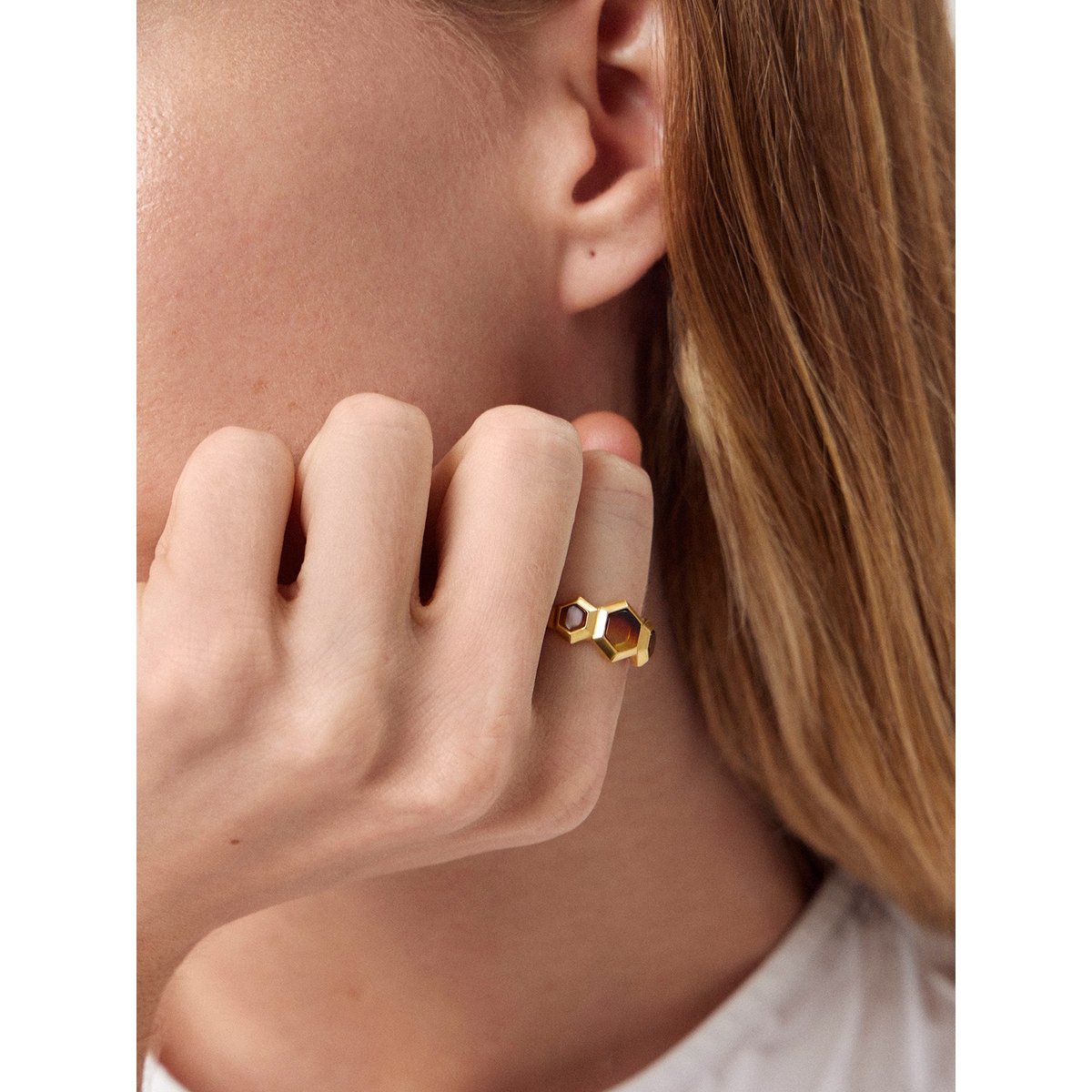 Pierścionek srebrny z bursztynem Miodowa