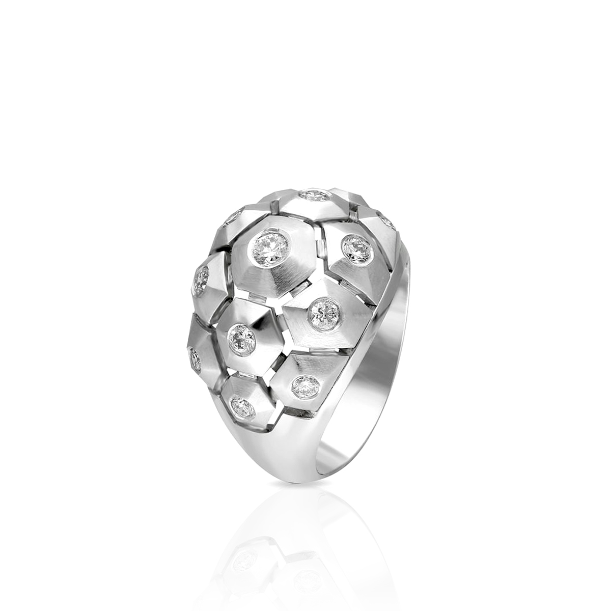 Pierścionek białe złoto z brylantami