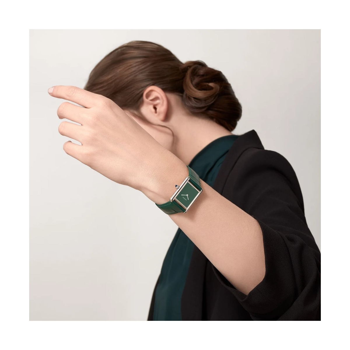 ZEGAREK CARTIER TANK MUST L