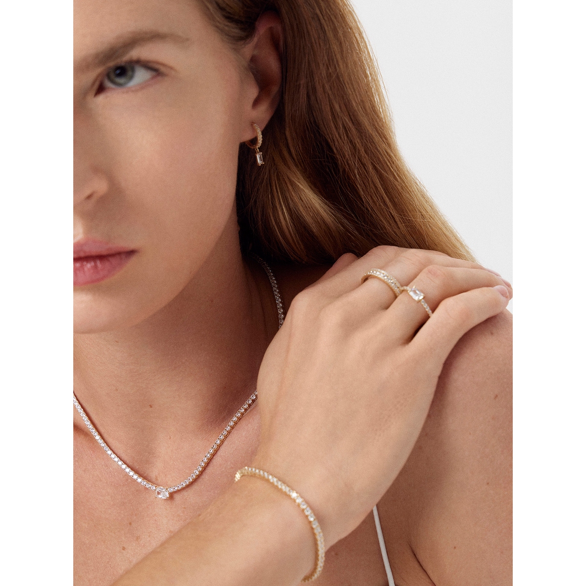 Naszyjnik złoty z cyrkoniami Ceremonials