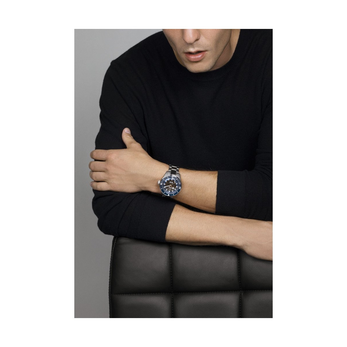 ZEGAREK RADO Captain Cook High-Tech Ceramic