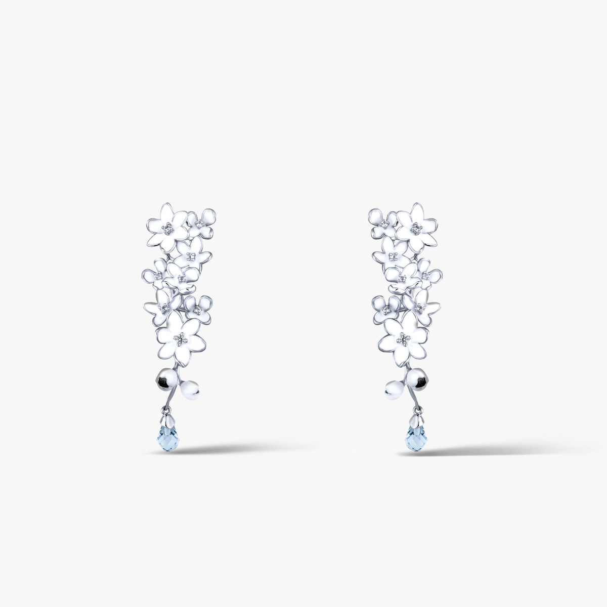 Kolczyki srebrne Kwiaty Nocy Biały Bez