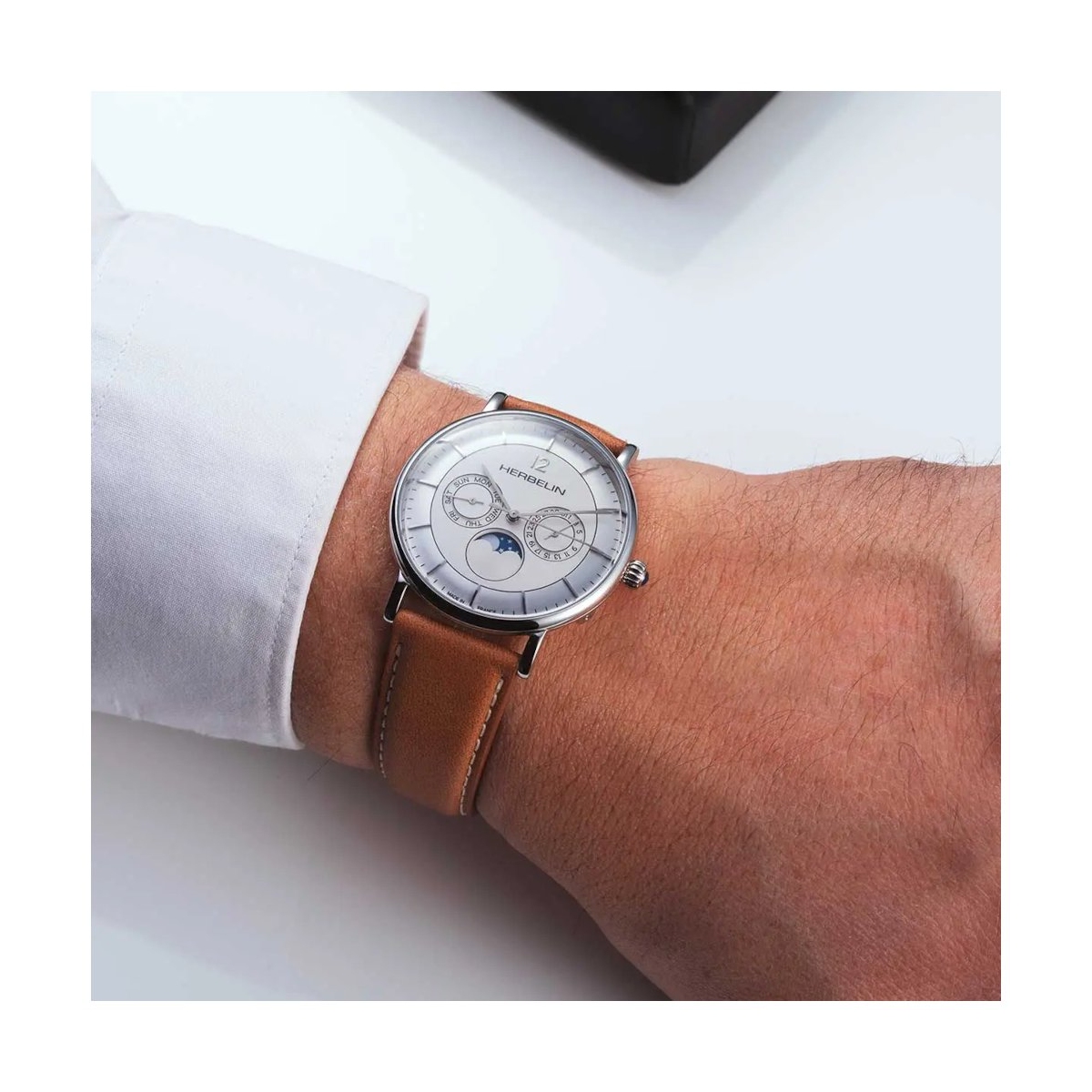 ZEGAREK HERBELIN INSPIRATION MOONPHASE