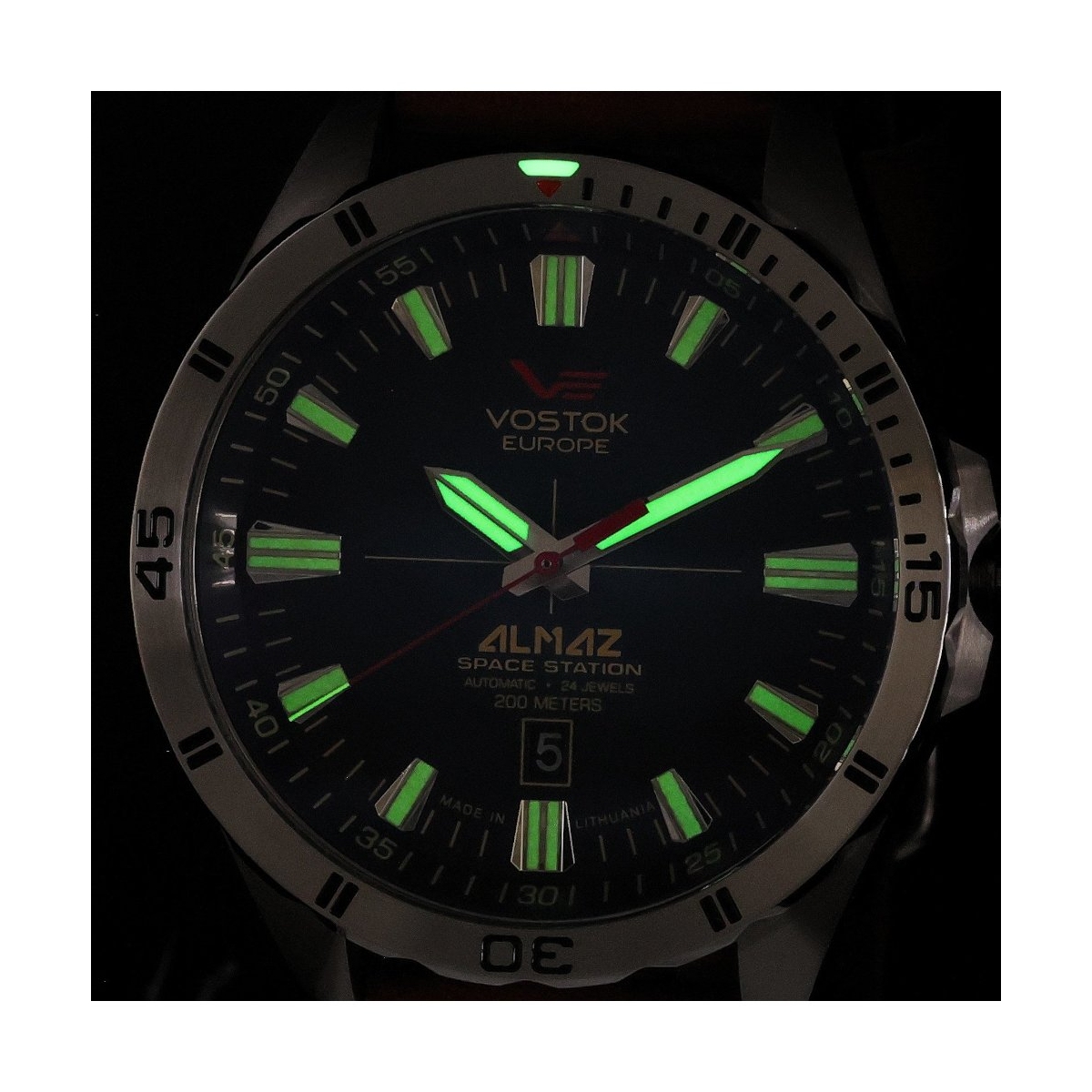 ZEGAREK VOSTOK EUROPE ALMAZ SPACE STATION AUTOMATIC