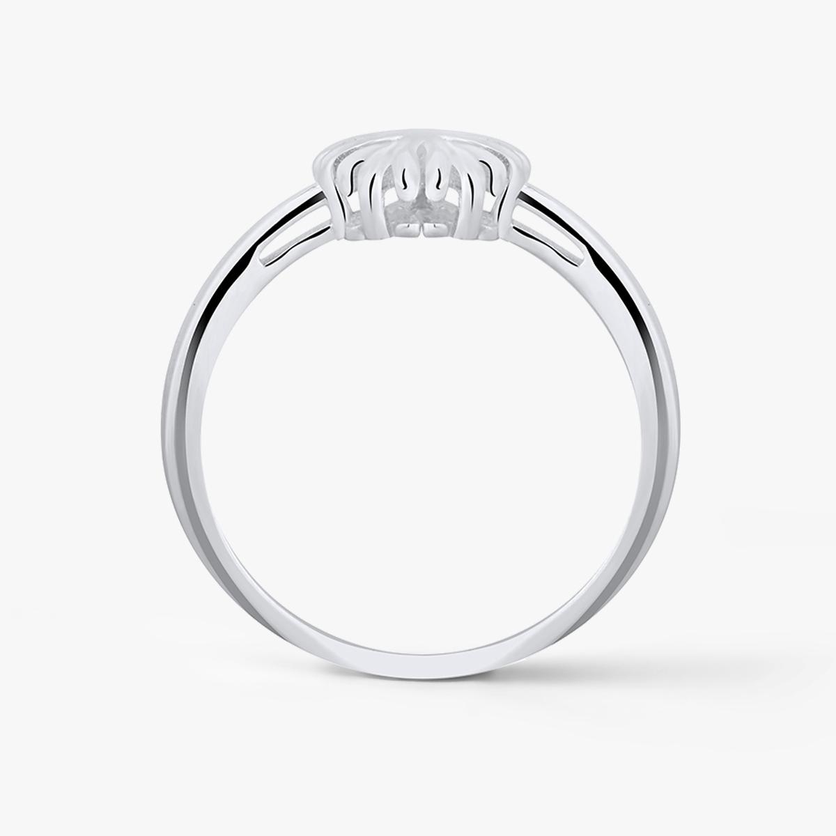 Pierścionek srebrny z motywem śnieżynki