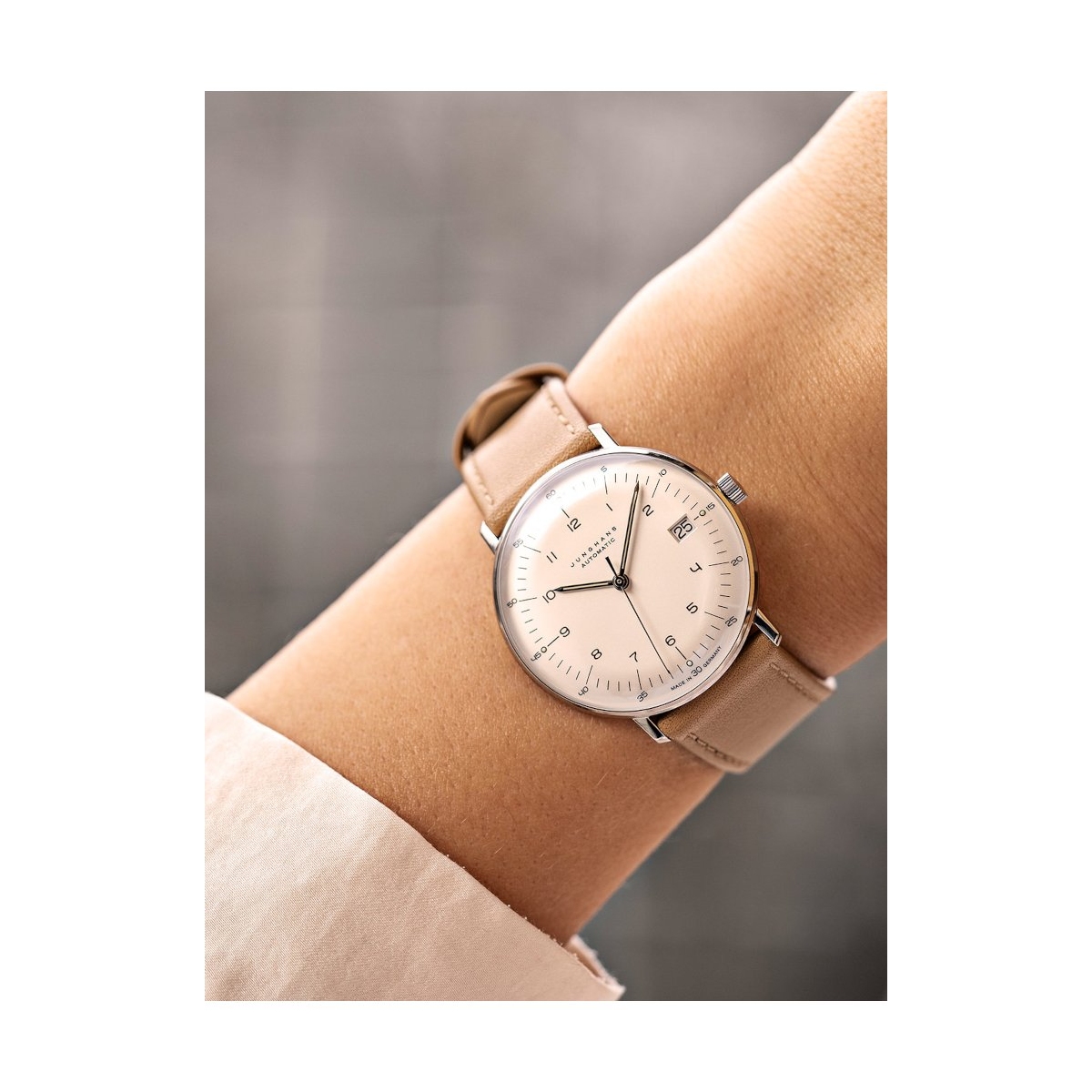 ZEGAREK JUNGHANS MAX BILL KLEINE AUTOMATIC