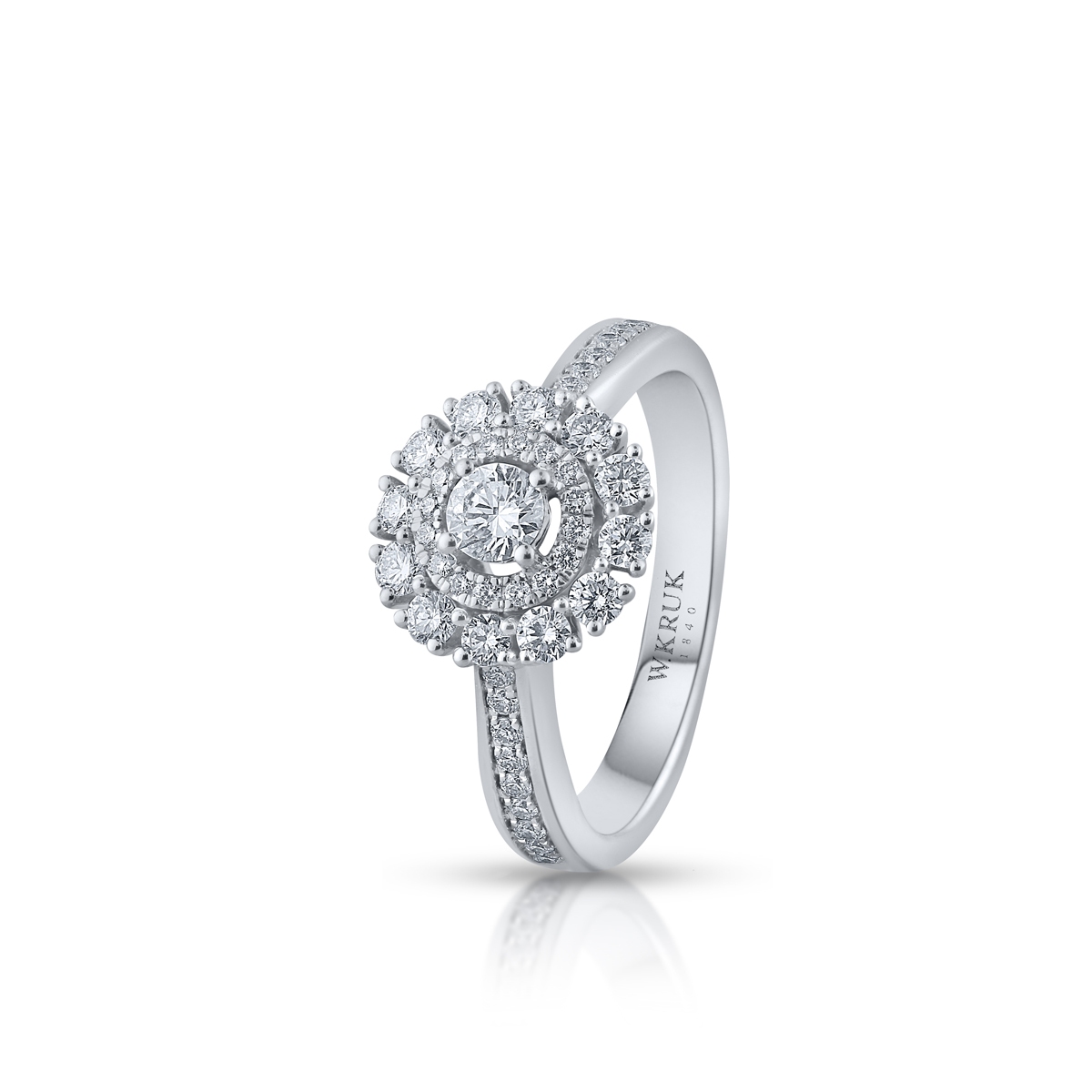 Pierścionek białe złoto z diamentami