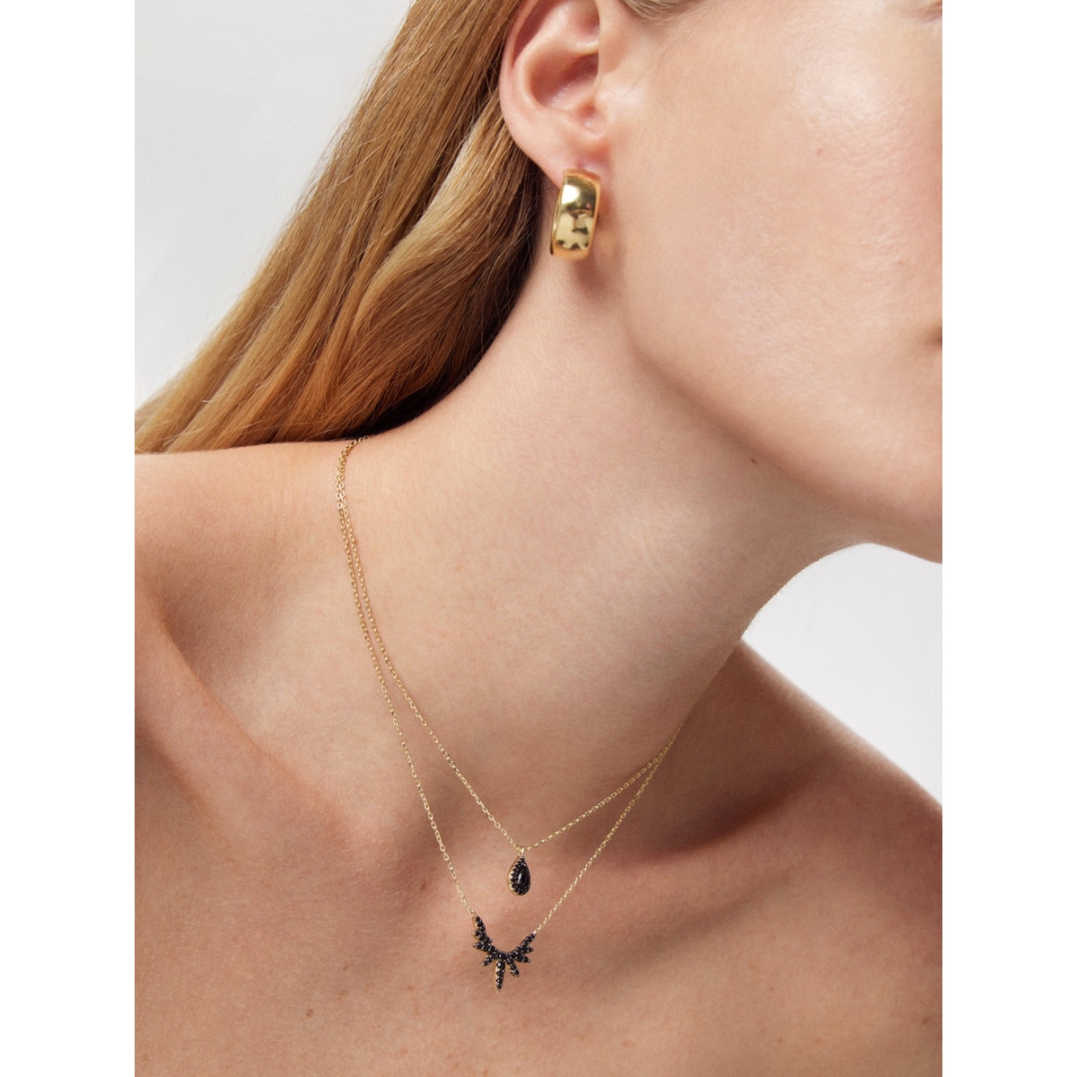 Naszyjnik srebrny z czarnymi cyrkoniami