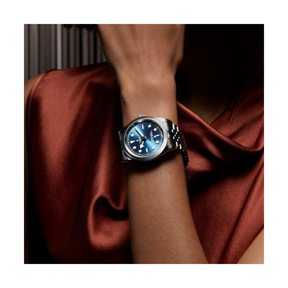 TUDOR BLACK BAY ONE 39