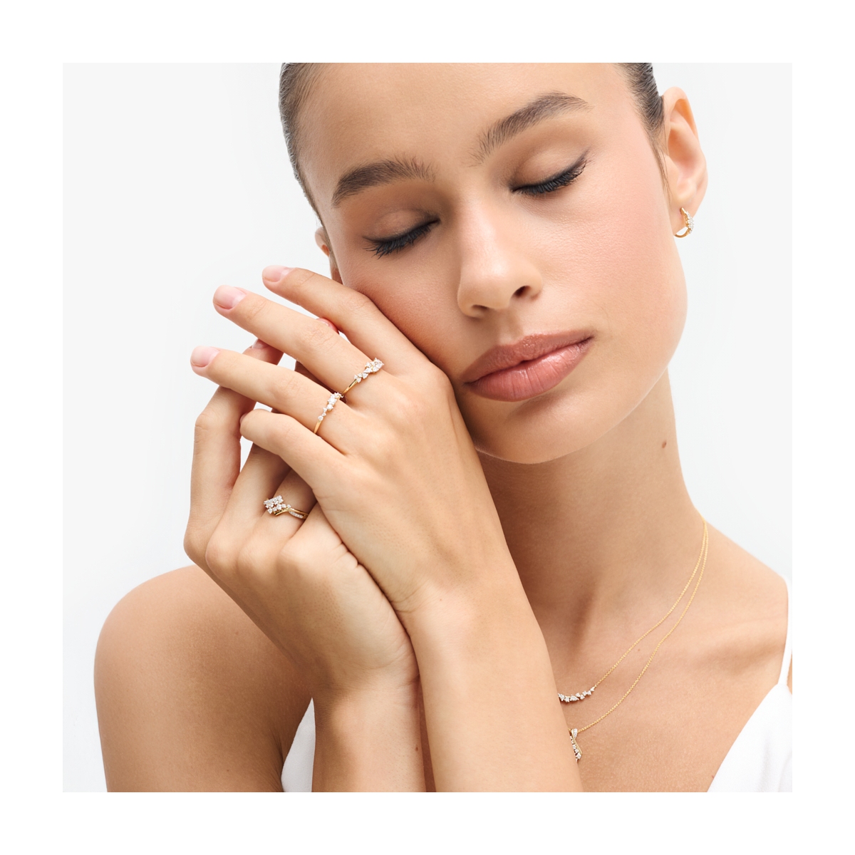 Kolczyki złote z diamentami Galaktyka