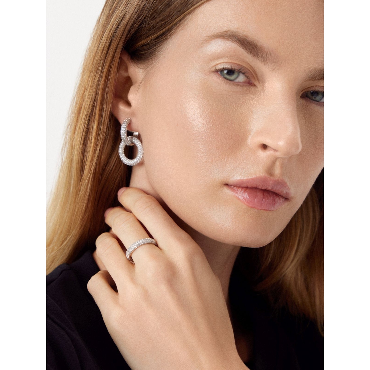 Pierścionek srebrny z cyrkoniami Emblems