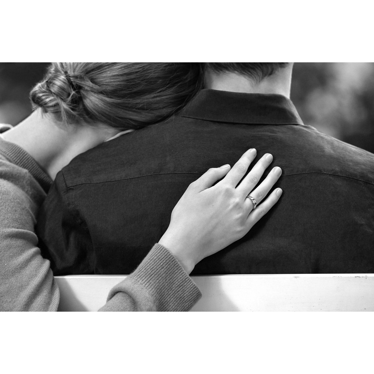 Pierścionek zaręczynowy złoty Nowoczesny