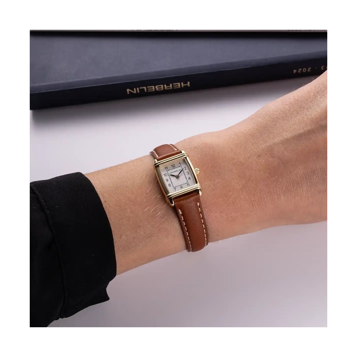 ZEGAREK HERBELIN ART DECO