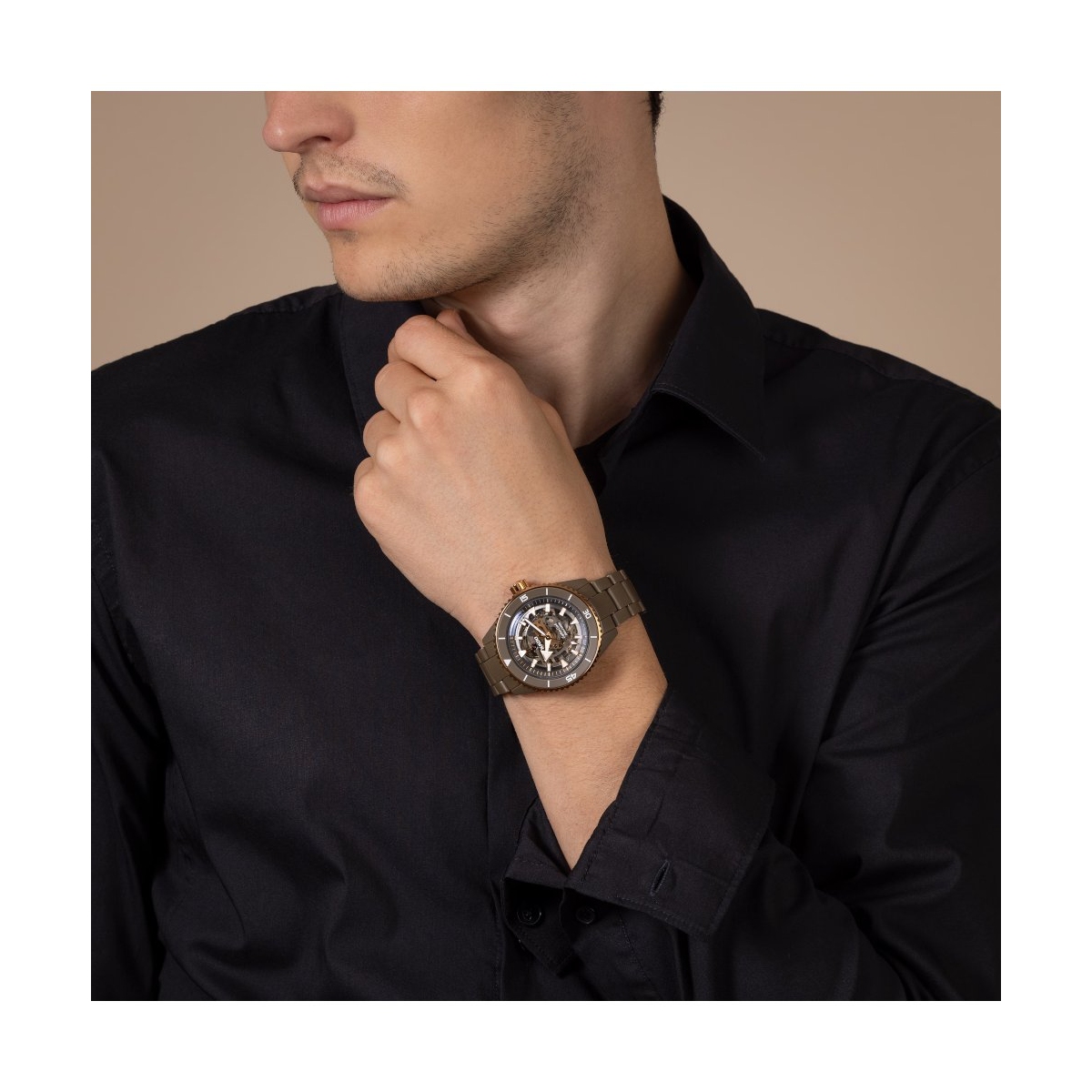 ZEGAREK RADO Captain Cook High-Tech Ceramic Skeleton