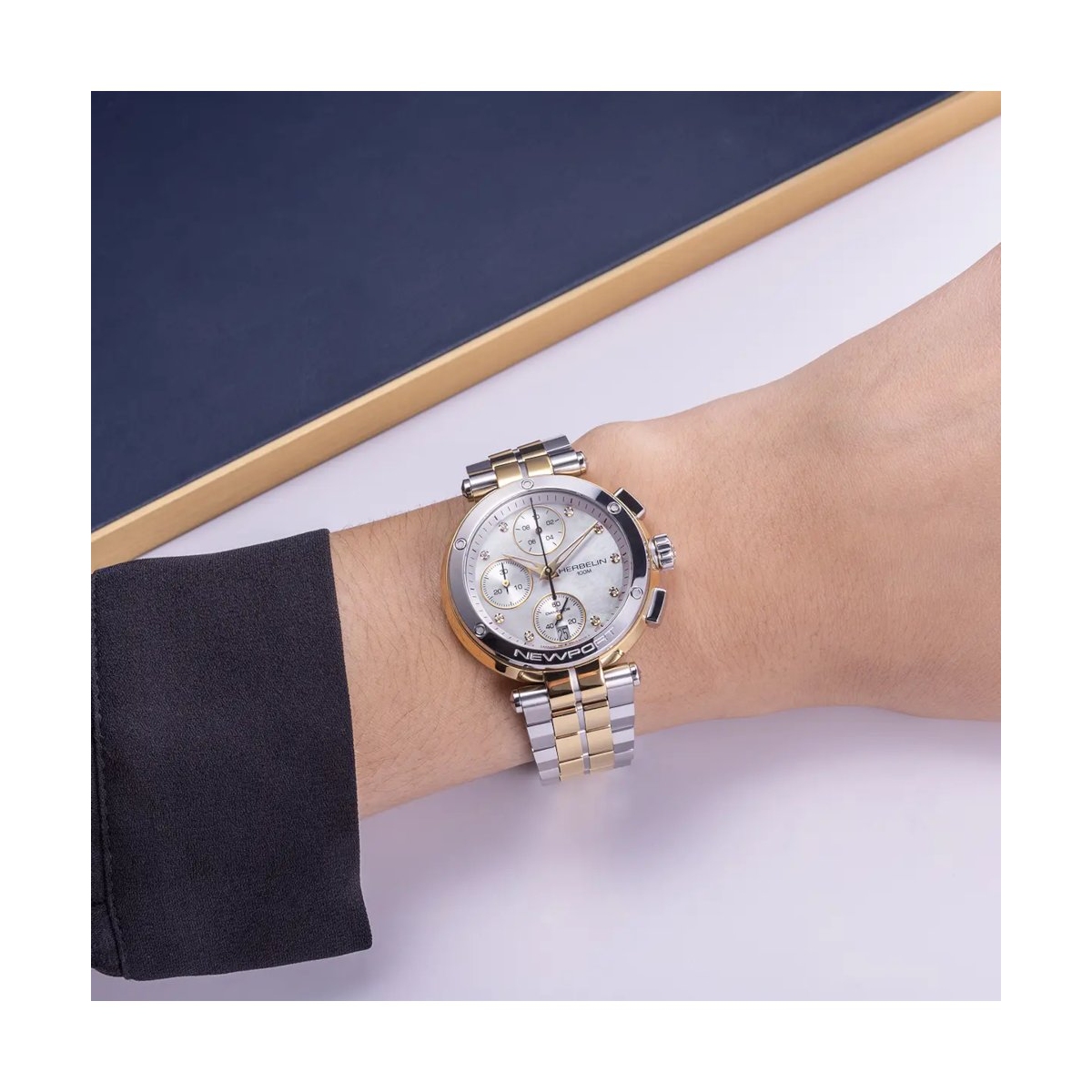 ZEGAREK HERBELIN NEWPORT CHRONOGRAPH