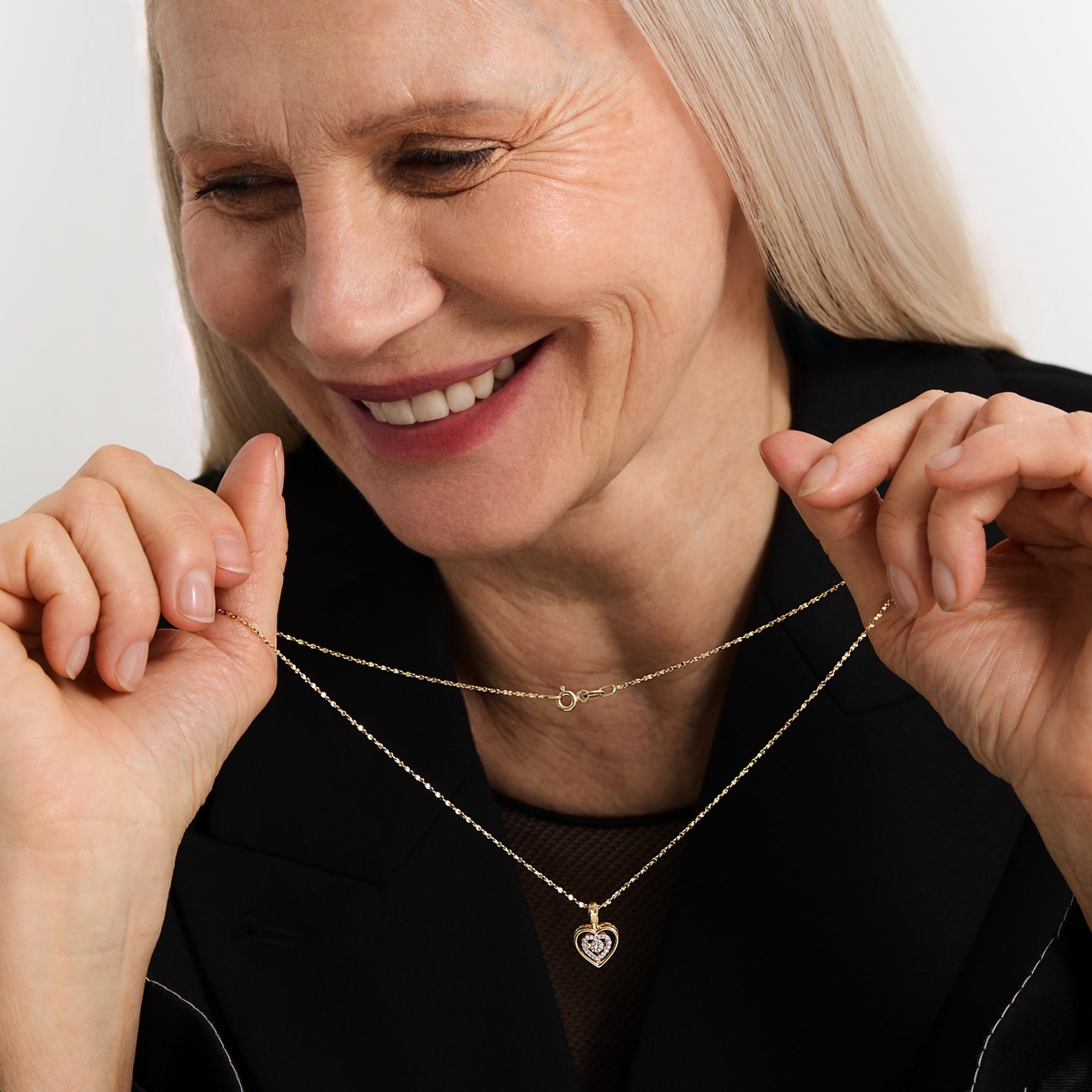 Wisiorek złoty serce z brylantami