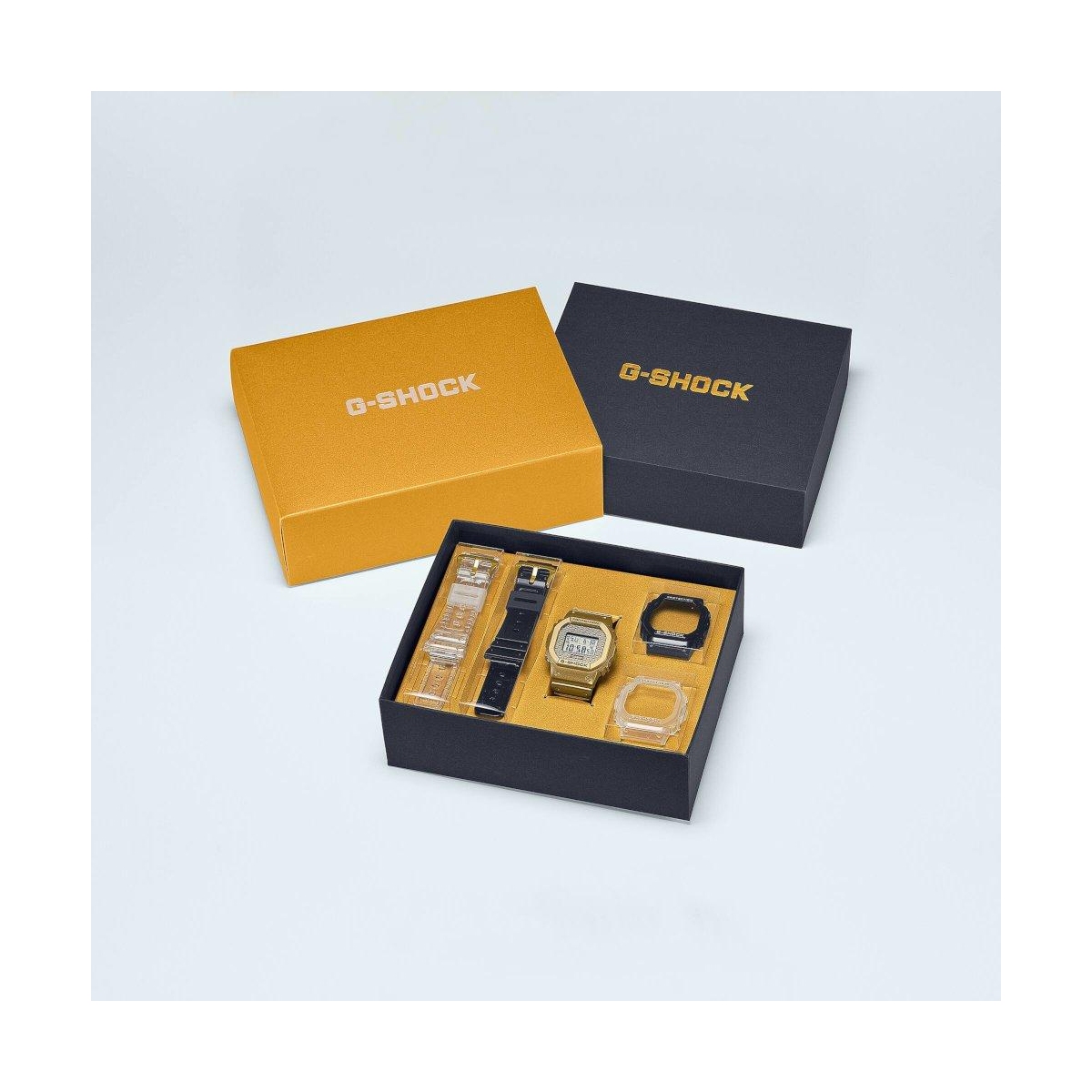 ZEGAREK G-SHOCK DIGITAL 5600 SERIES GOLD CHAIN