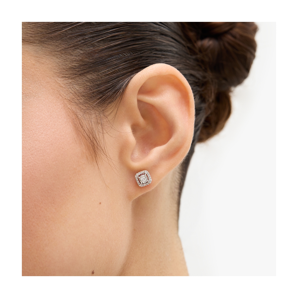 Kolczyki złote z diamentami