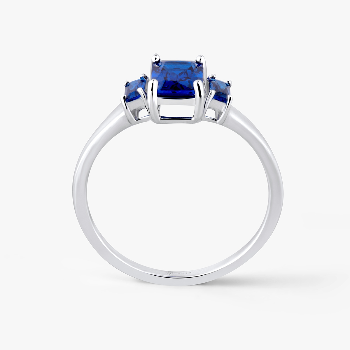 Pierścionek srebrny z niebieskimi cyrkoniami