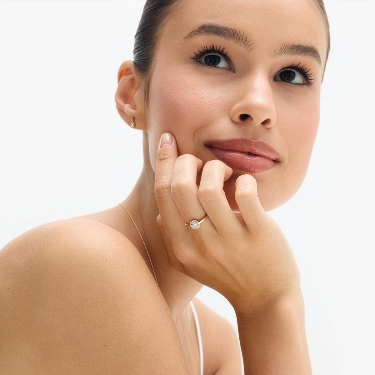 Kolczyki złote z diamentami