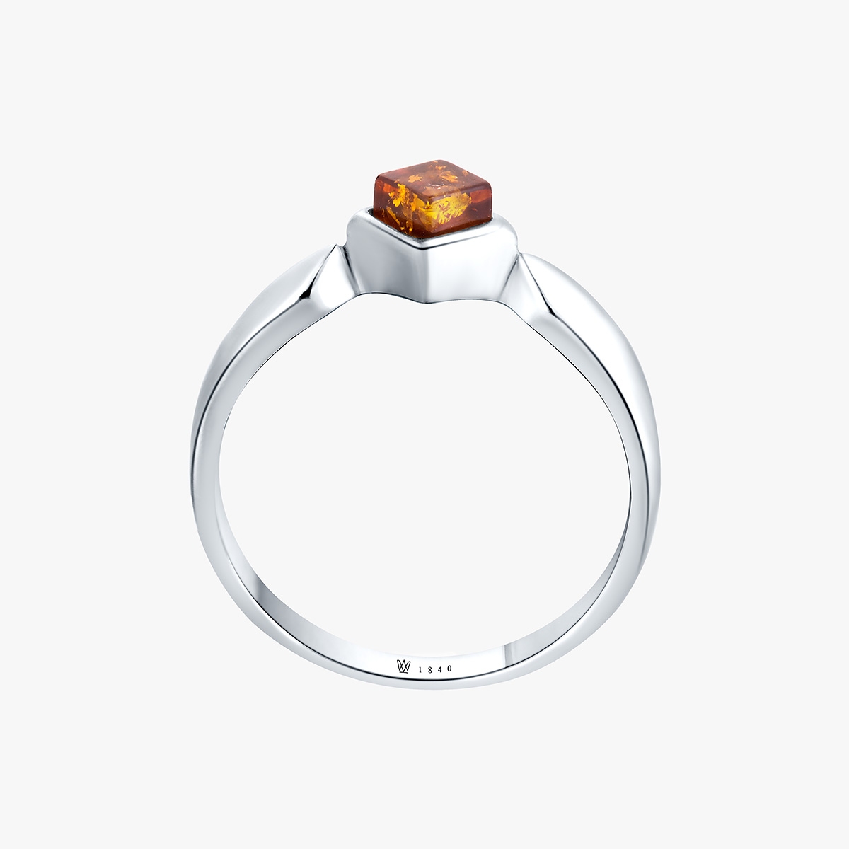 Pierścionek srebrny z bursztynem