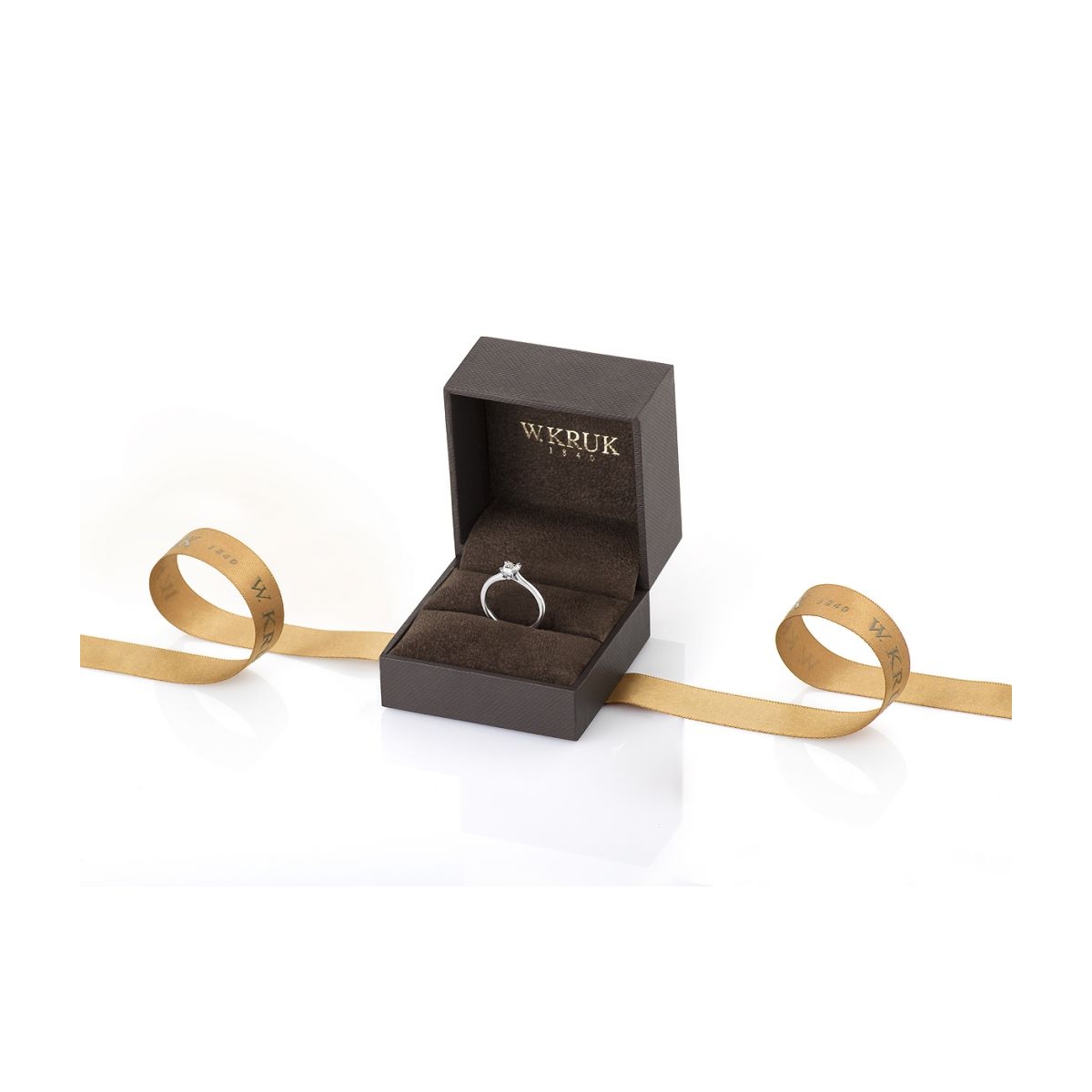 Pierścionek zaręczynowy złoty Królewski