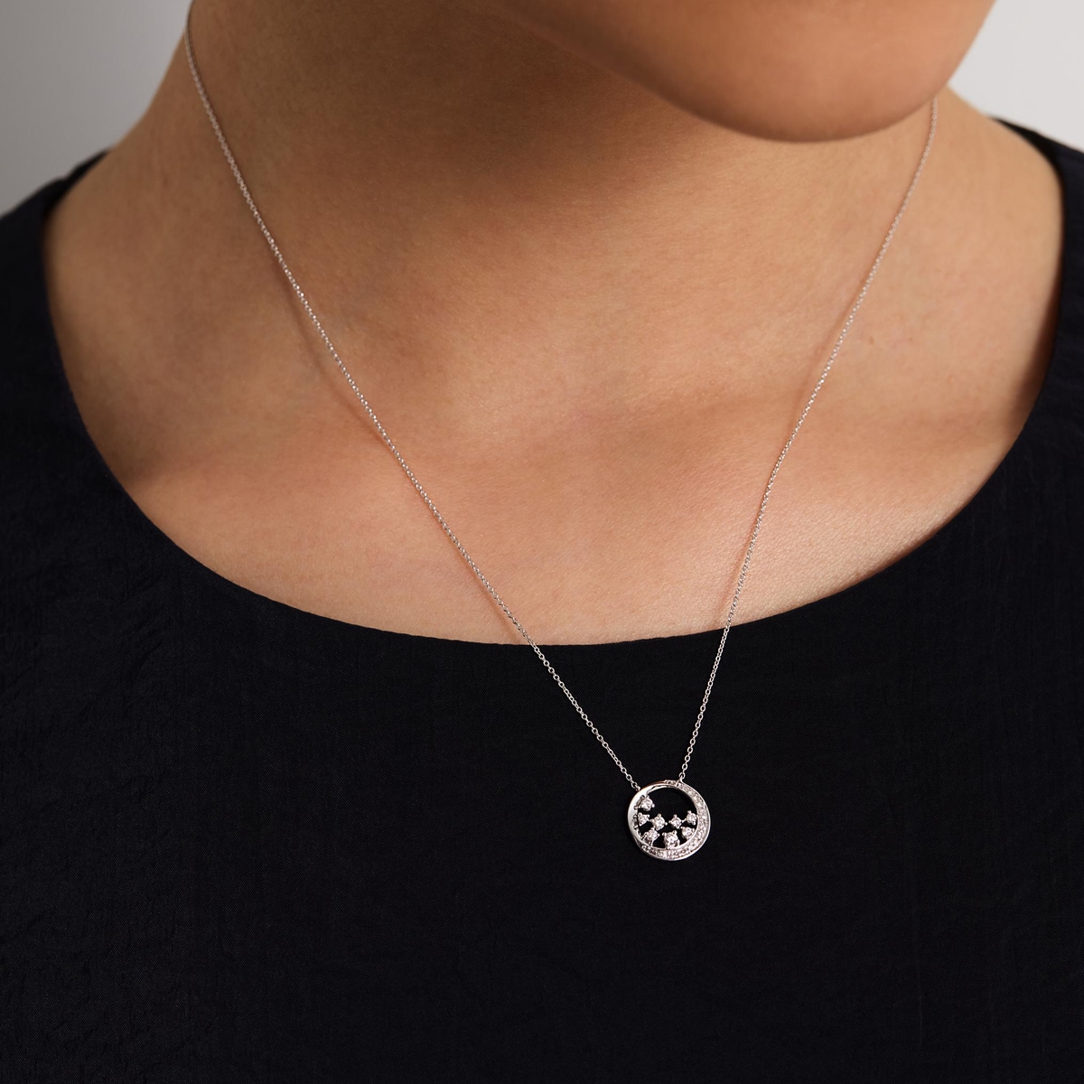 Naszyjnik złoty z diamentami Galaktyka