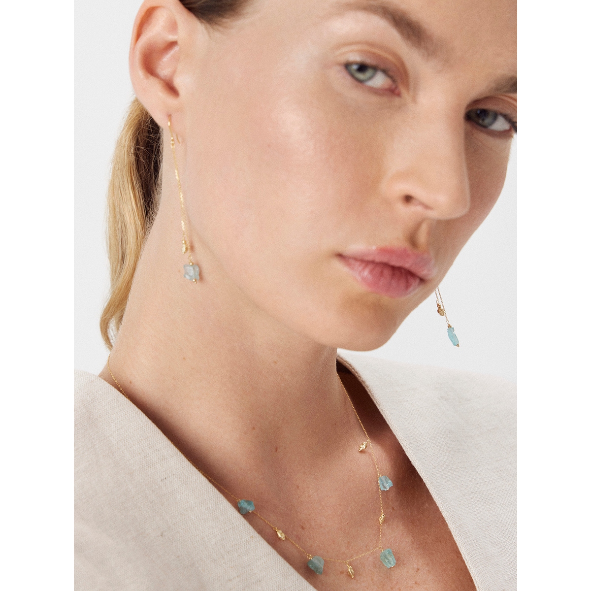 Naszyjnik złoty z niebieskimi apatytami Saint Tropez