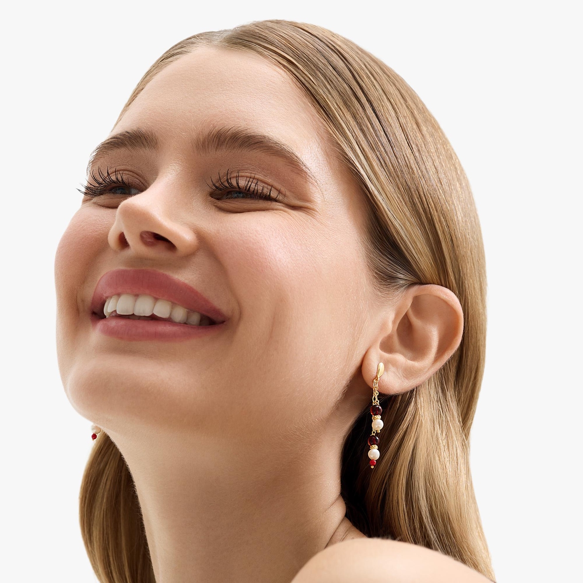 Kolczyki srebrne z bursztynami