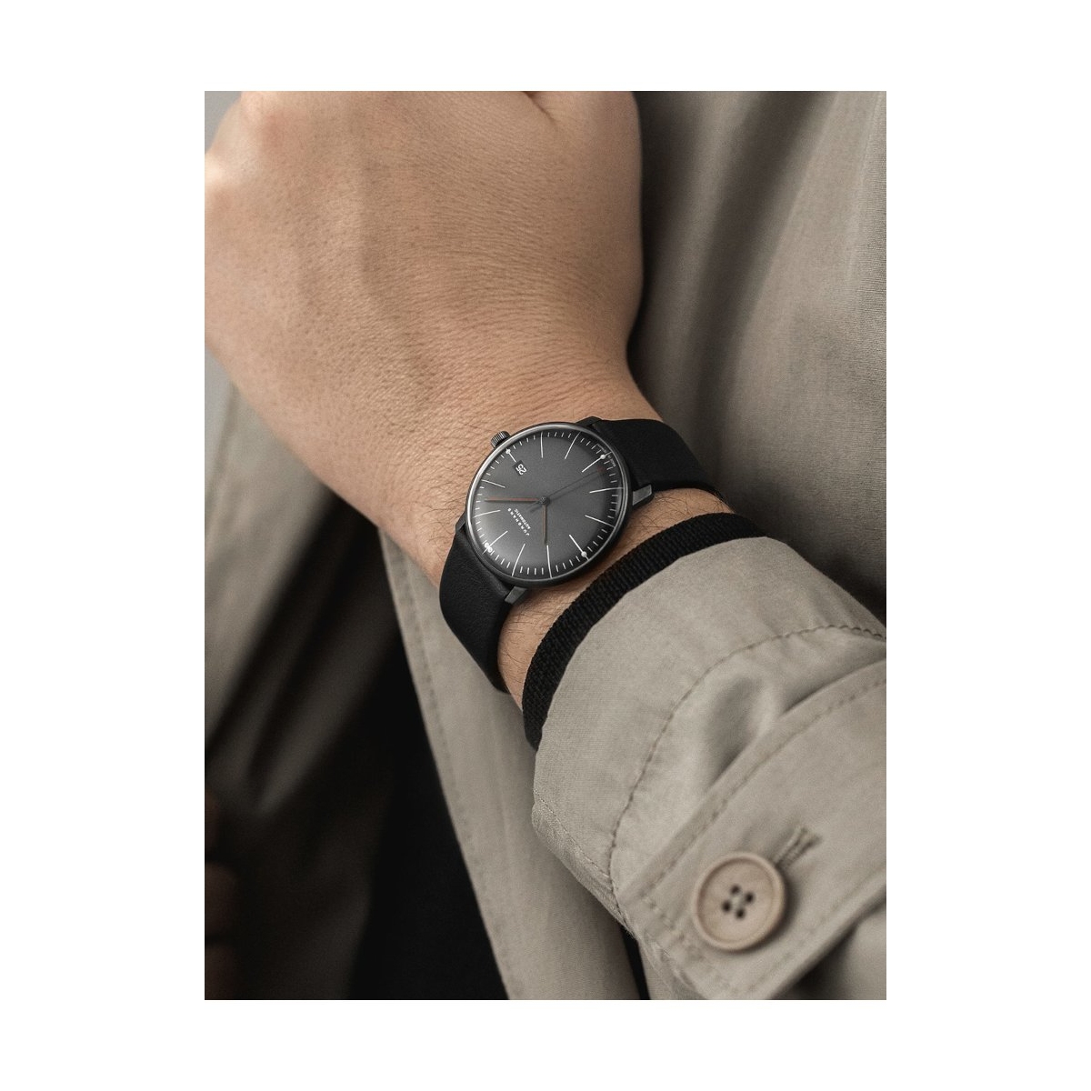 ZEGAREK JUNGHANS MAX BILL AUTOMATIC BAUHAUS