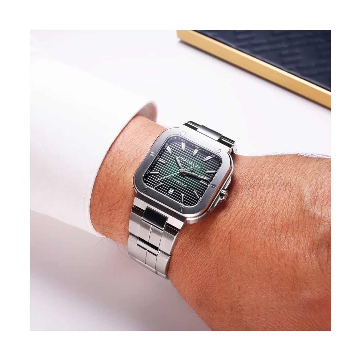 ZEGAREK HERBELIN CAP CAMARAT SQUARE AUTOMATIC