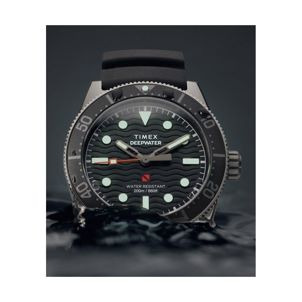 ZEGAREK TIMEX DEEPWATER REEF 200