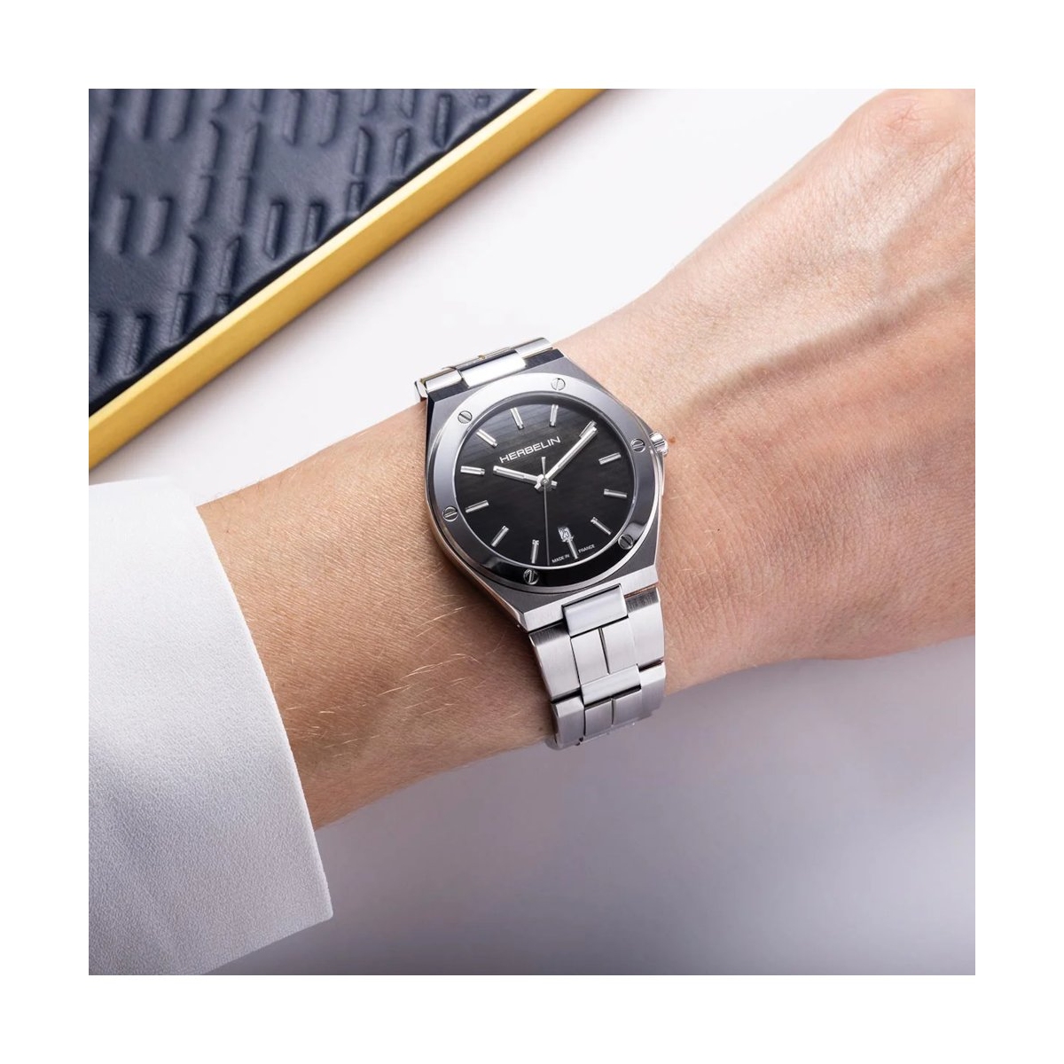 ZEGAREK HERBELIN CAP CAMARAT