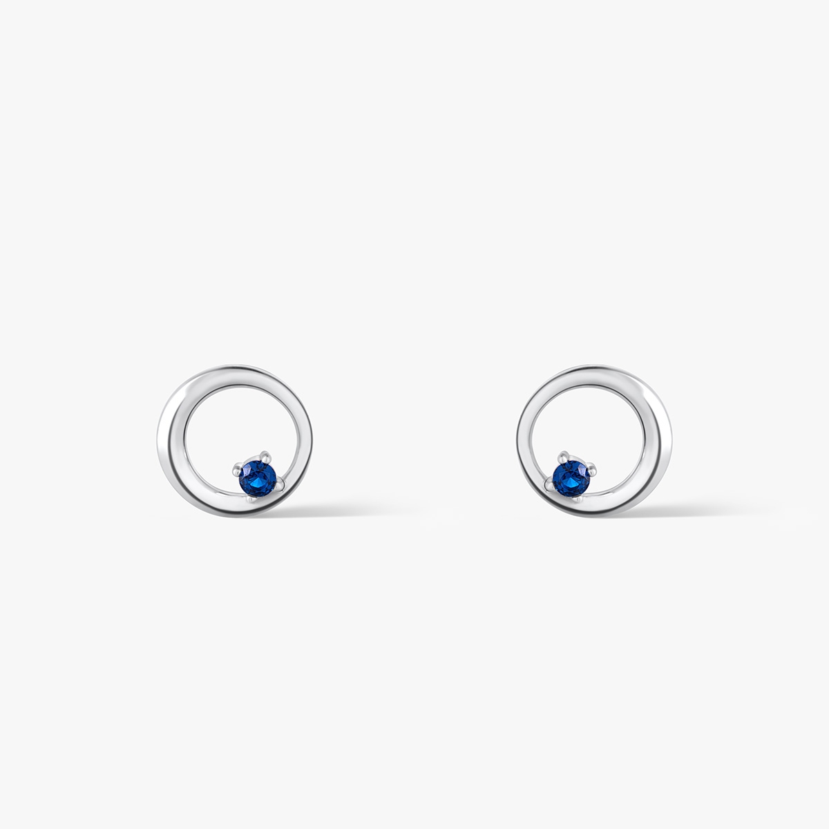 Kolczyki srebrne z niebieskimi cyrkoniami