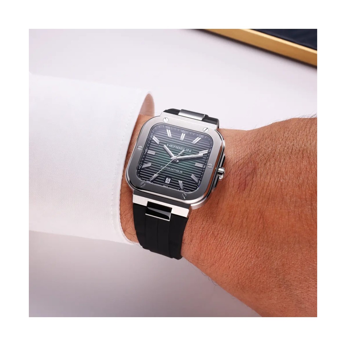 ZEGAREK HERBELIN CAP CAMARAT SQUARE AUTOMATIC