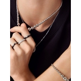 Pierścionek srebrny z czarną ceramiką