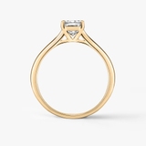 Pierścionek zaręczynowy złoty Niezwykły