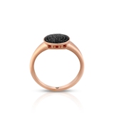 Pierścionek złoty z czarnymi diamentami