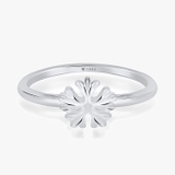 Pierścionek srebrny z motywem śnieżynki