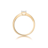 Pierścionek z brylantem