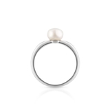 Pierścionek srebrny z perłą