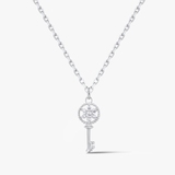 Wisiorek srebrny kluczyk z cyrkoniami