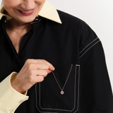 Wisiorek złoty z brylantami