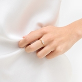 Pierścionek złoty z diamentami