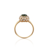 Pierścionek złoty bicolor z diamentami i szmaragdami