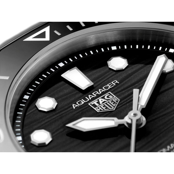 ZEGAREK TAG HEUER AQUARACER PROFESSIONAL 300 DATE