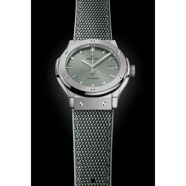 ZEGAREK HUBLOT CLASSIC FUSION TITANIUM SAGE GREEN