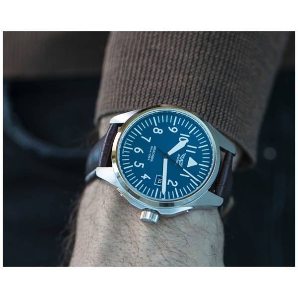 ZEGAREK AVIATOR AIRACOBRA 43 TYPE A