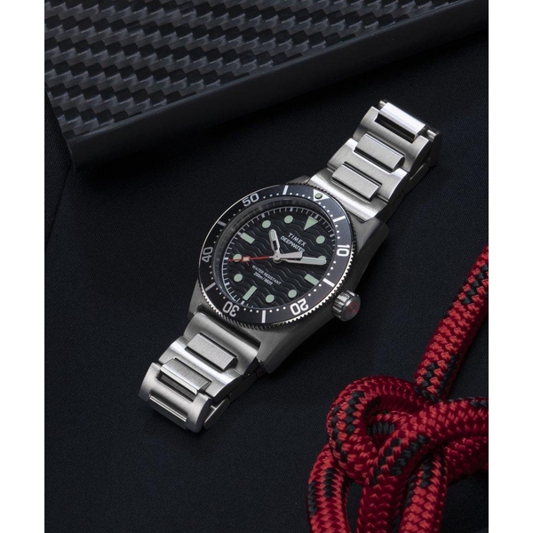 ZEGAREK TIMEX DEEPWATER REEF 200