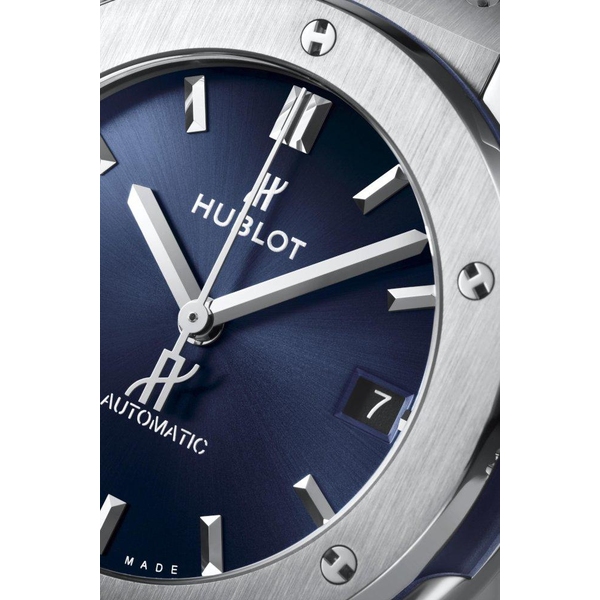 ZEGAREK HUBLOT CLASSIC FUSION TITANIUM BLUE